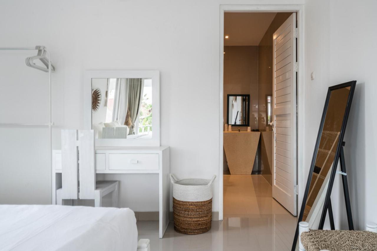 Isaiya Boutique Hotel Canggu  Exterior photo