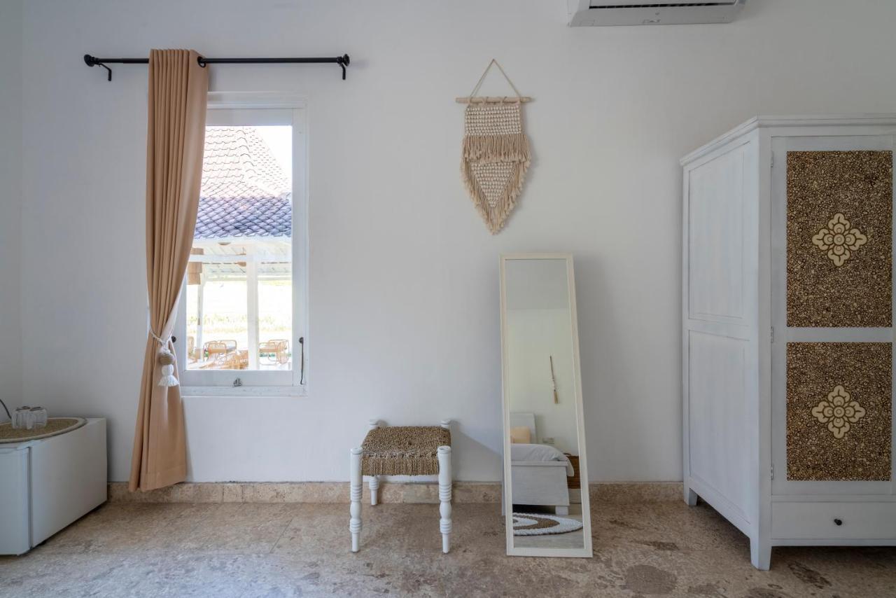 Isaiya Boutique Hotel Canggu  Exterior photo