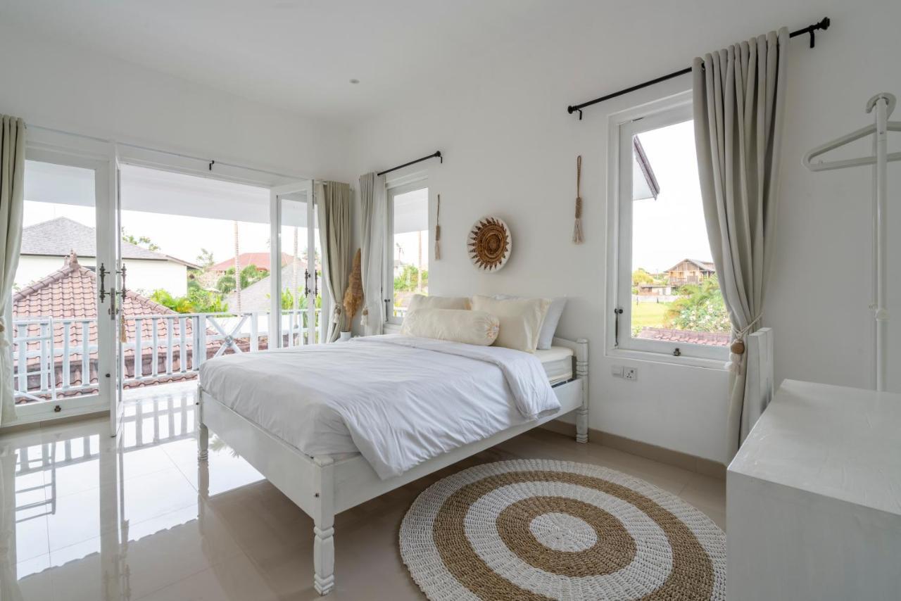 Isaiya Boutique Hotel Canggu  Exterior photo