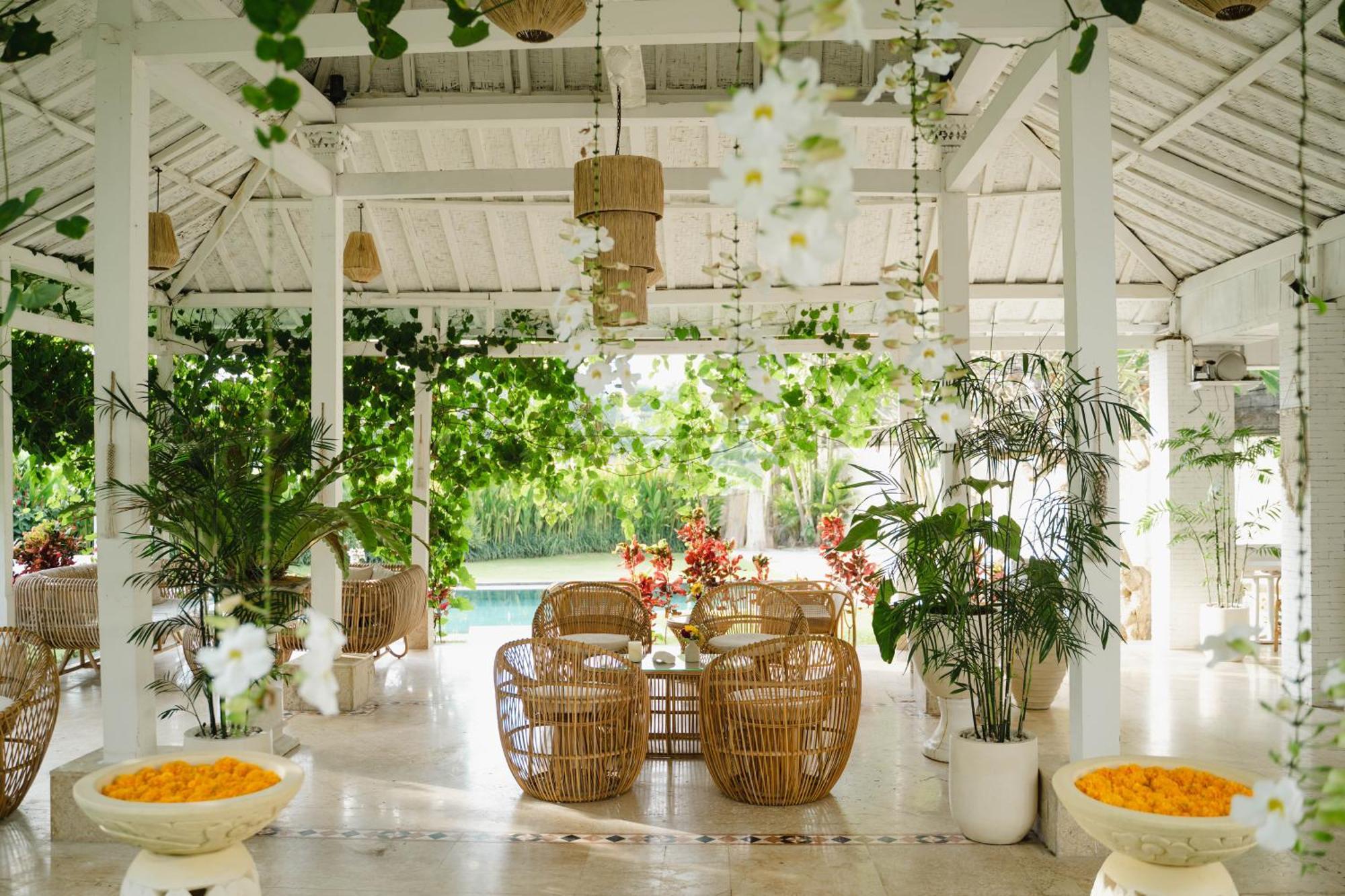 Isaiya Boutique Hotel Canggu  Exterior photo