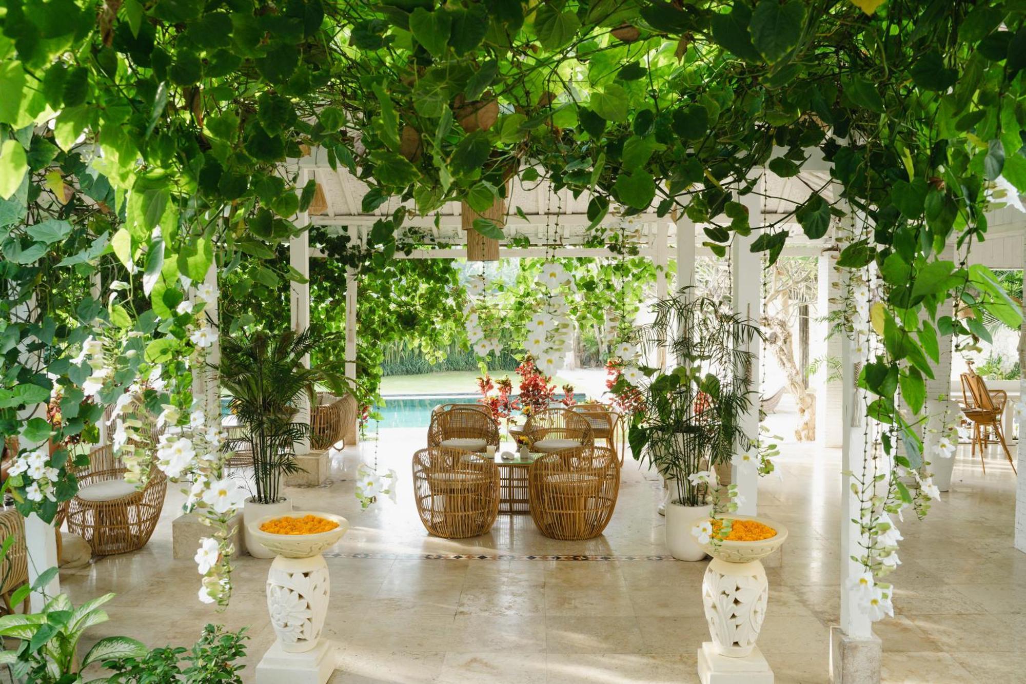 Isaiya Boutique Hotel Canggu  Exterior photo