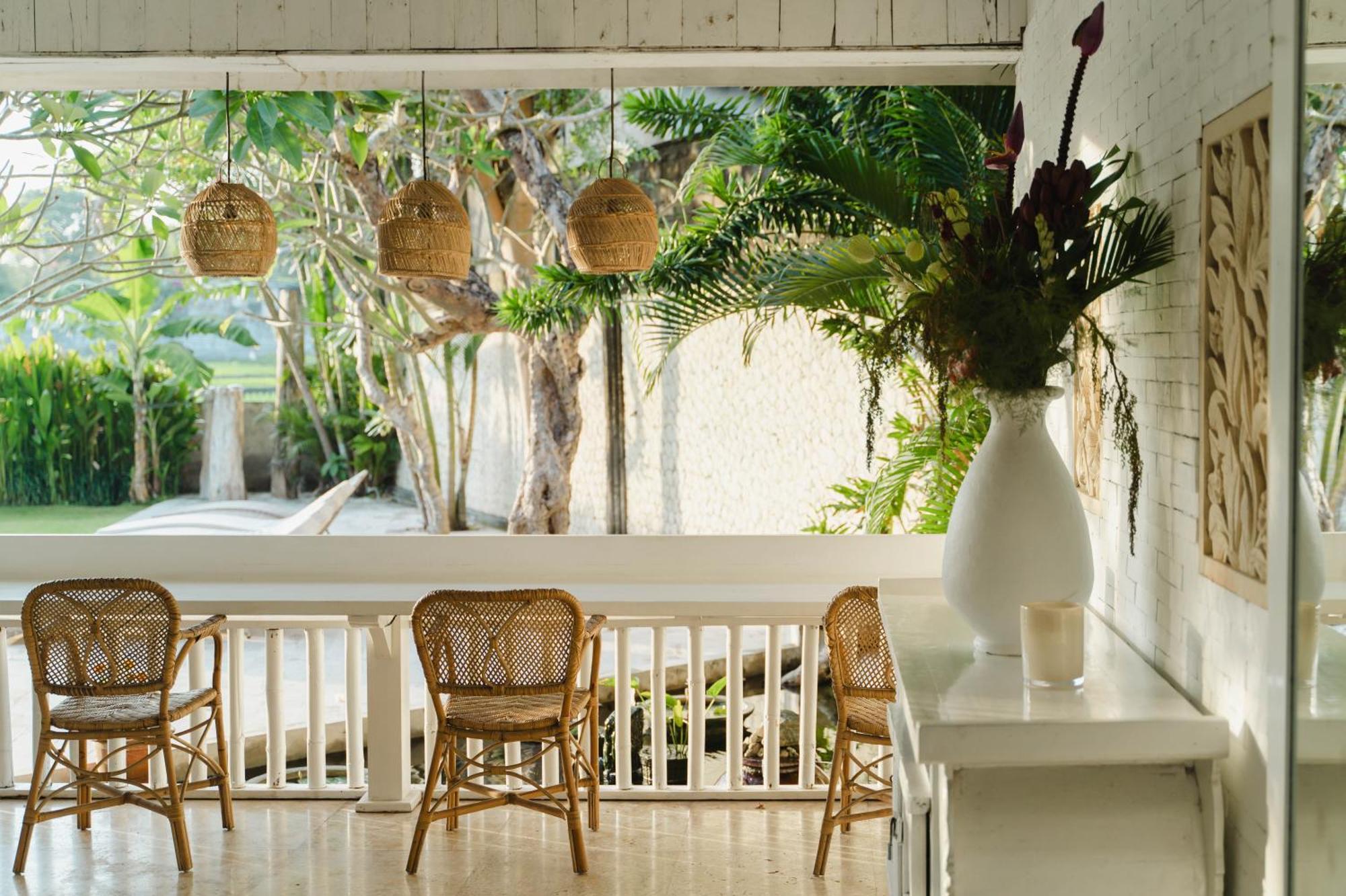 Isaiya Boutique Hotel Canggu  Exterior photo