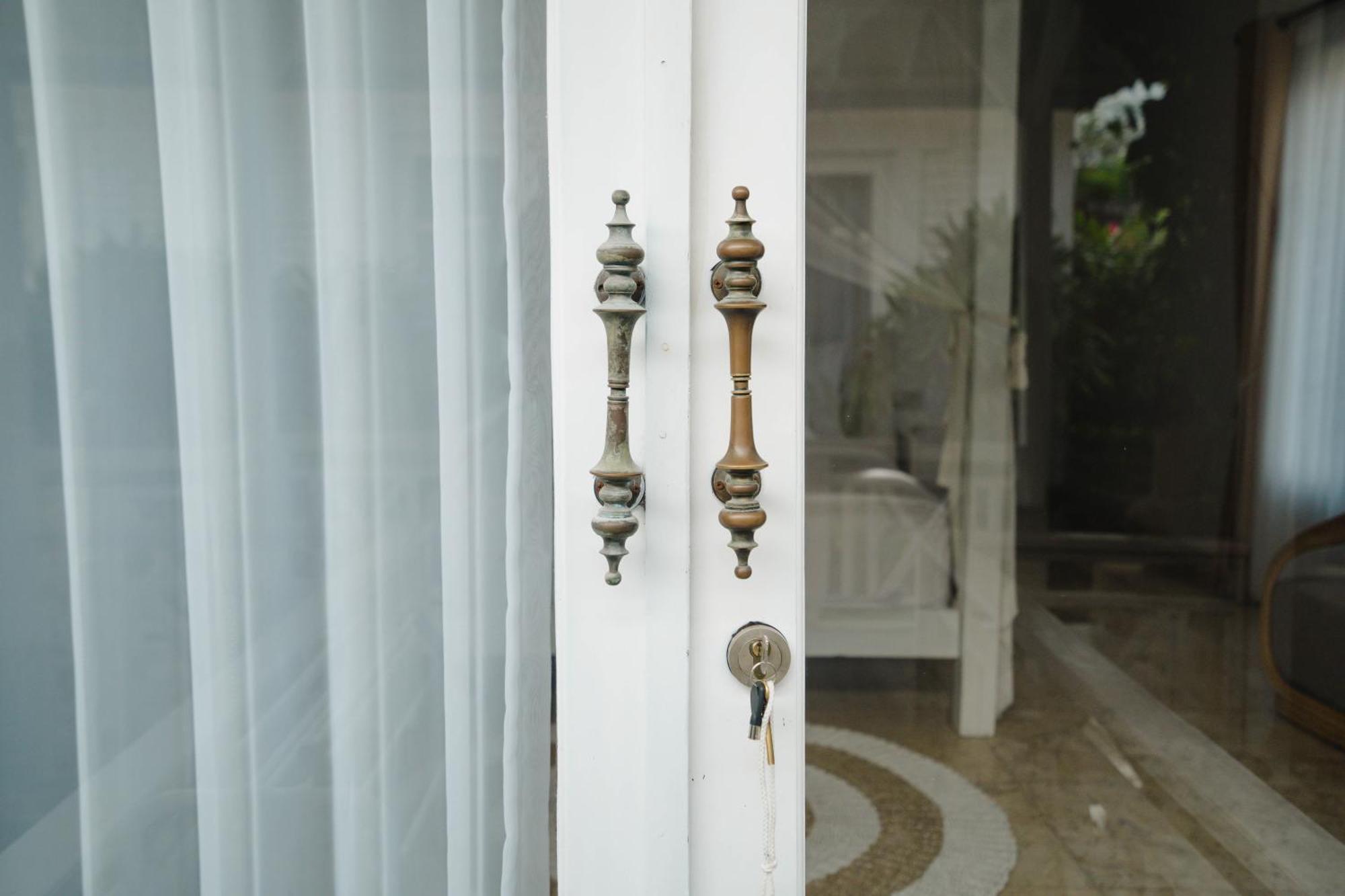 Isaiya Boutique Hotel Canggu  Exterior photo