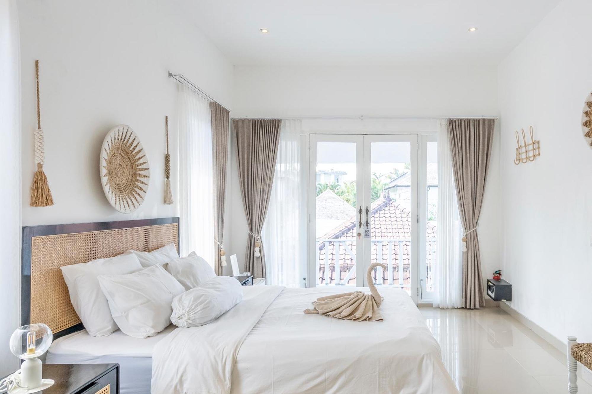 Isaiya Boutique Hotel Canggu  Exterior photo
